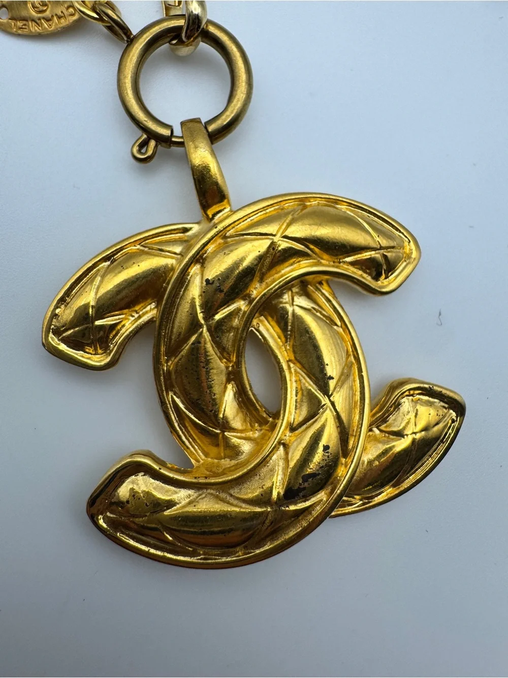 Vintage CHANEL quilted CC Pendant Necklace